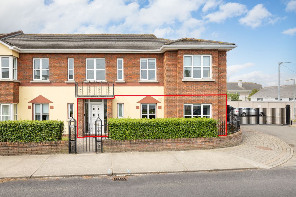 Property photo 1 of 23