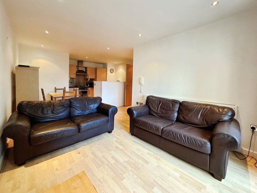 Property photo 1 of 8 Picture No. 14
