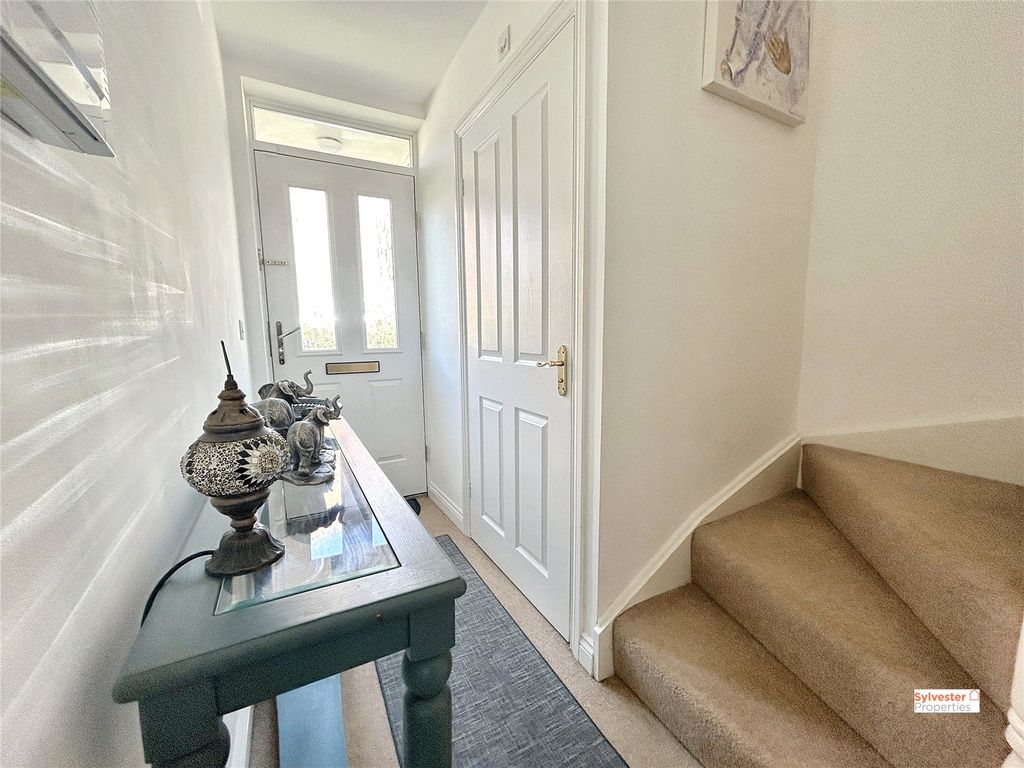 Property photo 3 of 26 Picture No. 13