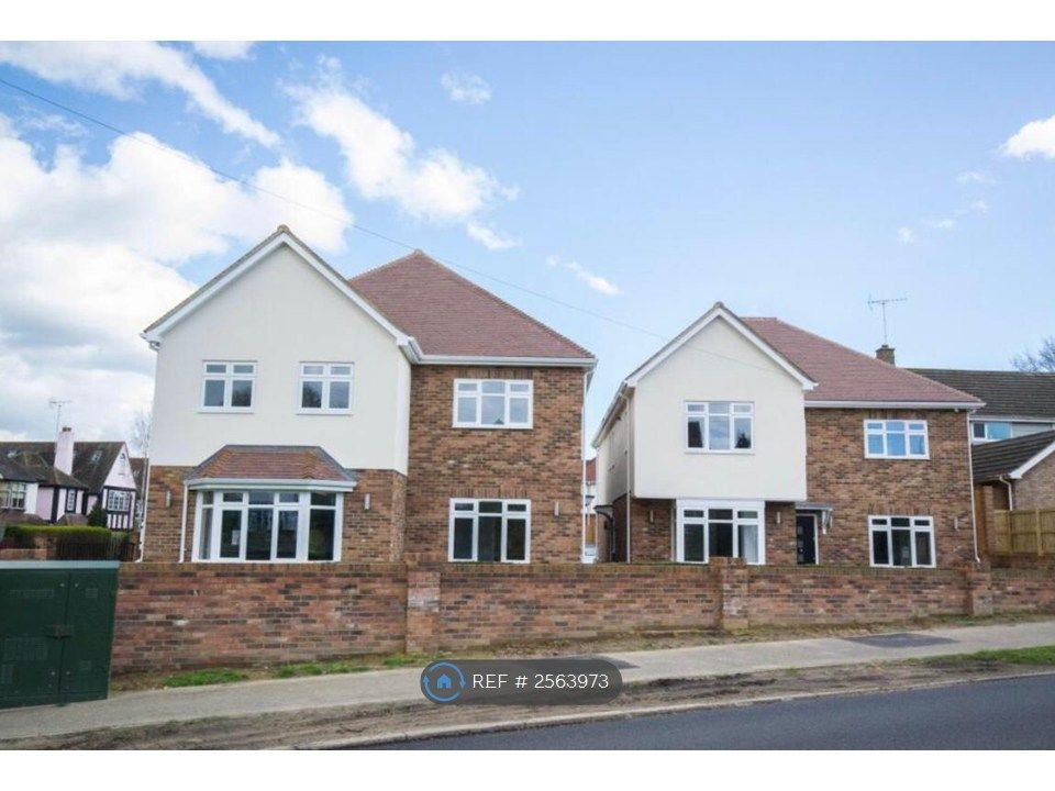 Property photo 2 of 33