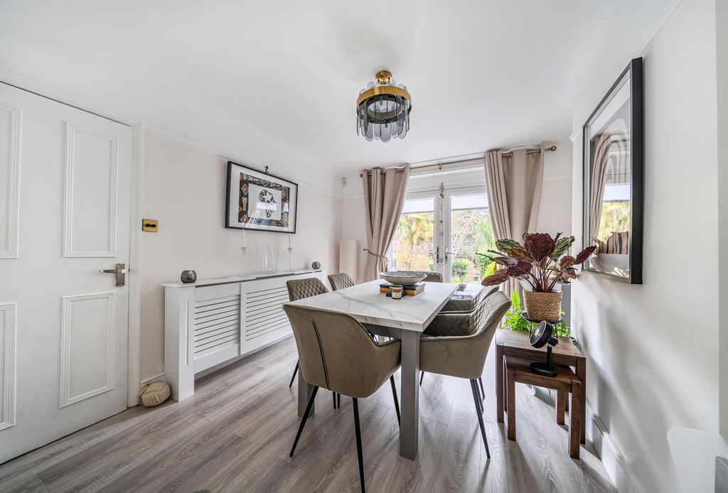 Property photo 2 of 14 1419435-9-69A0314...