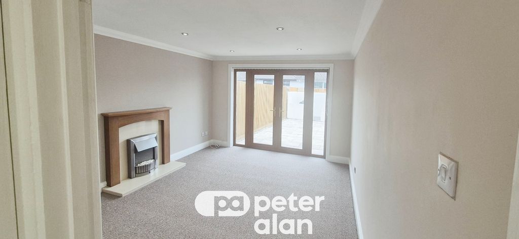 Property photo 2 of 7 Image