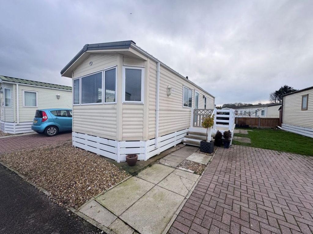 Property photo 2 of 14 Bk Seville At Willowgrove Leisure Park