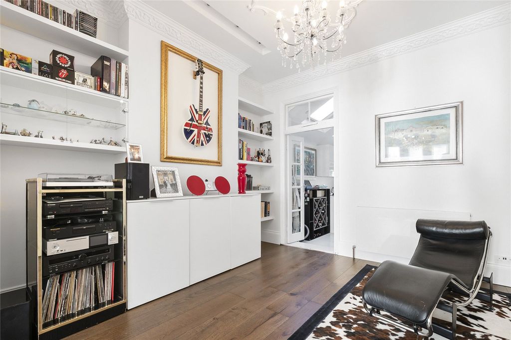 Property photo 3 of 15 Reception Room