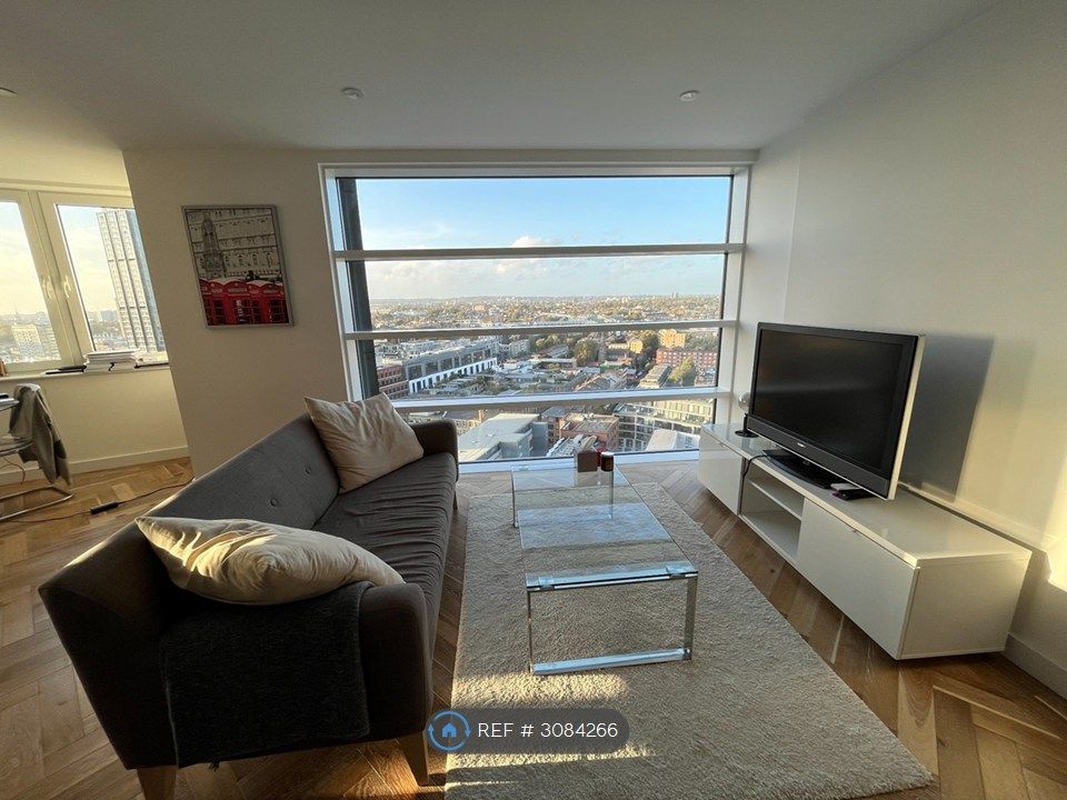 Property photo 1 of 11 Large & Light Living Room, Dining Area + Kitchen