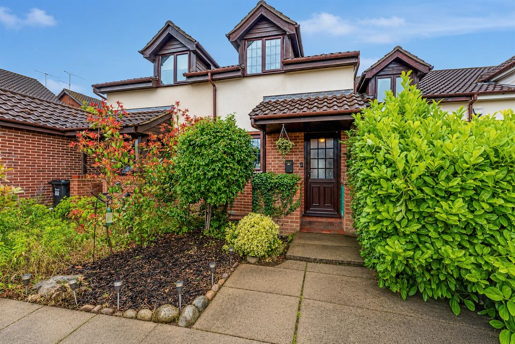 Property photo 1 of 13 (Main)