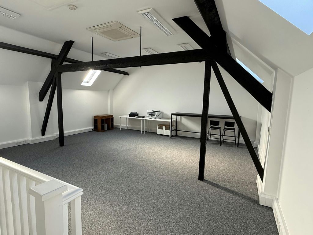 Property photo 3 of 5 Img_0104.Jpg