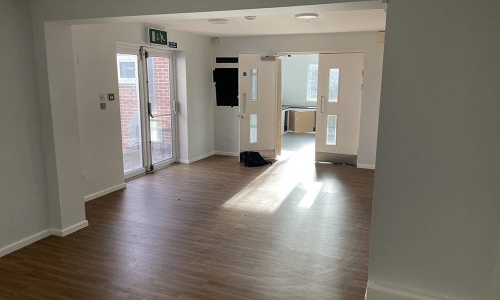 Property photo 2 of 5