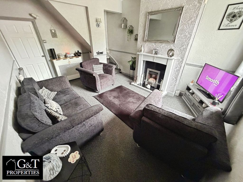 Property photo 2 of 17 Reception Room
