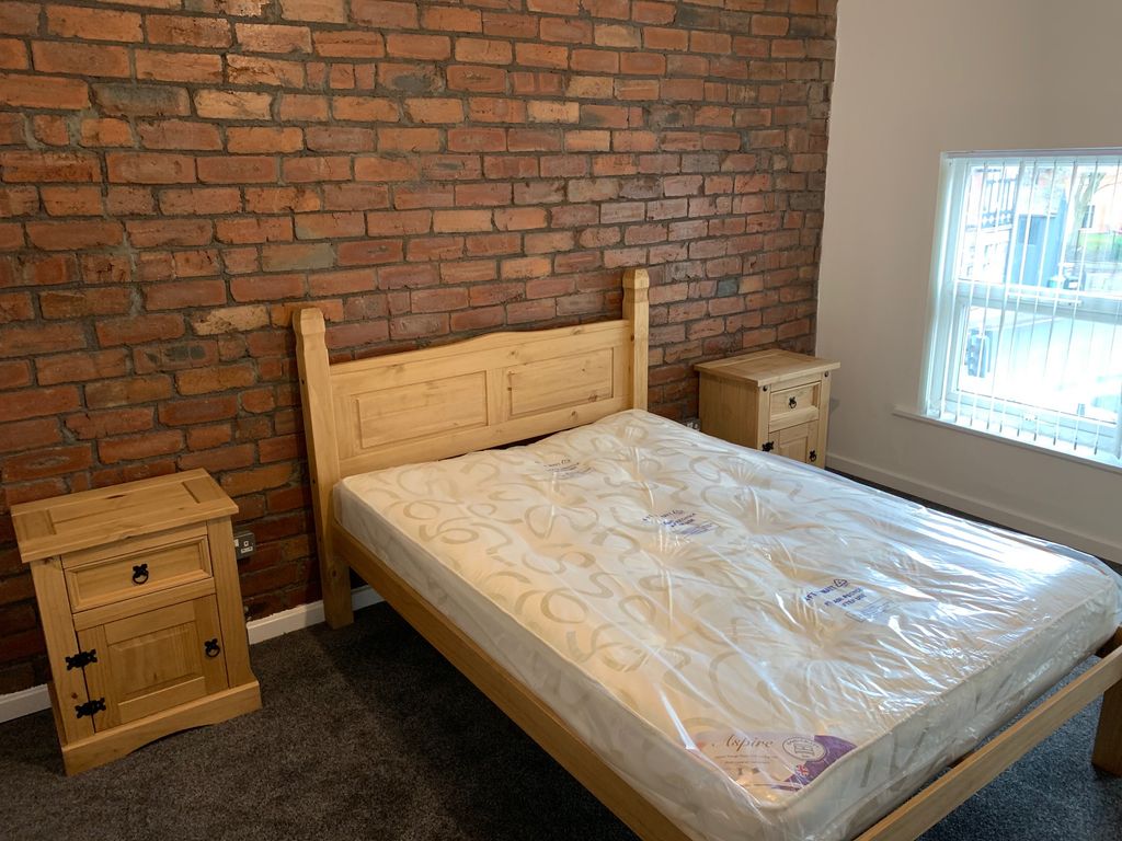 Property photo 2 of 12 Photo 1