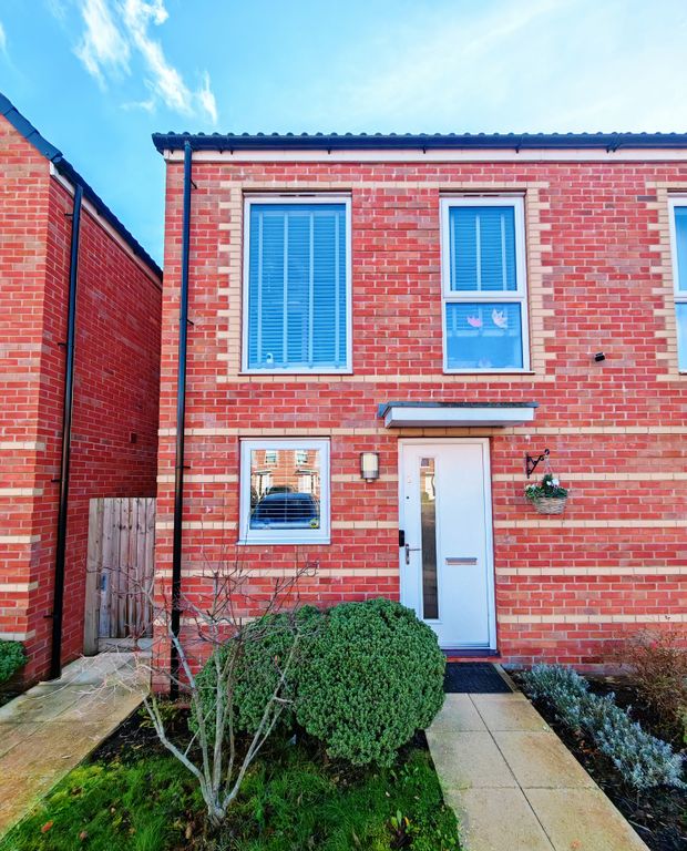 Property photo 1 of 29