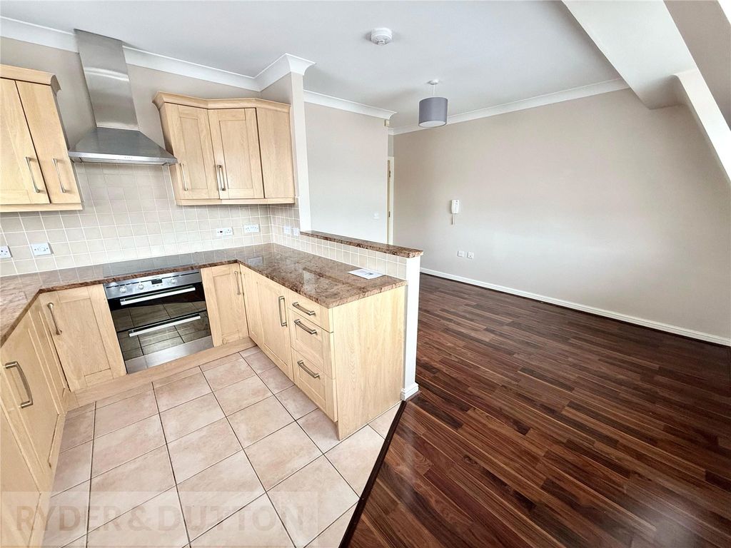 Property photo 3 of 12 Open Plan Living