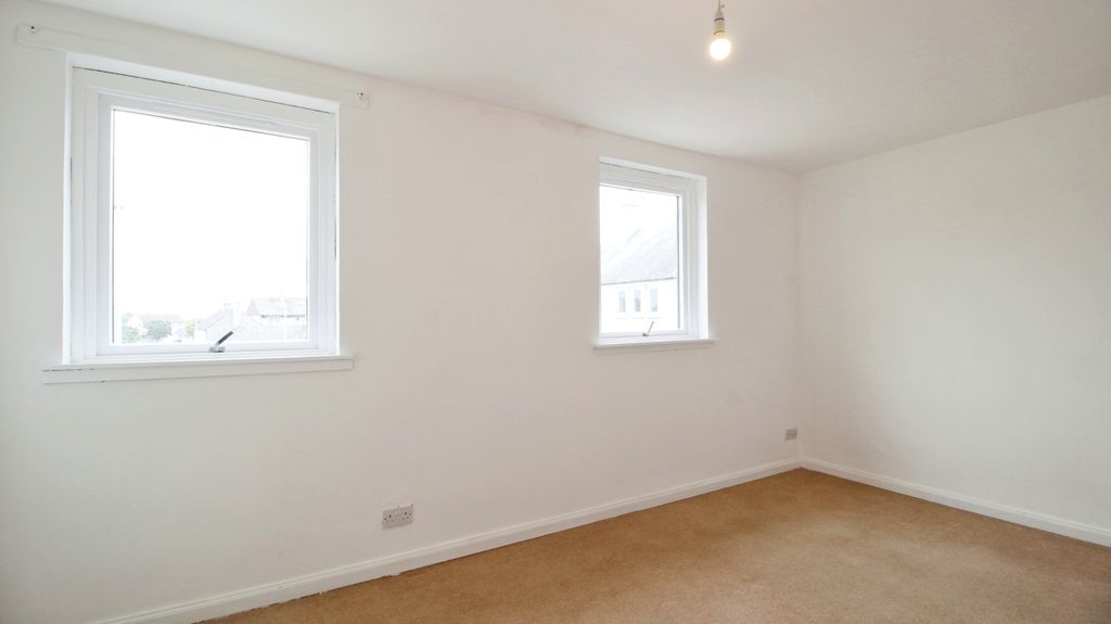 Property photo 3 of 7 Masterbedroom