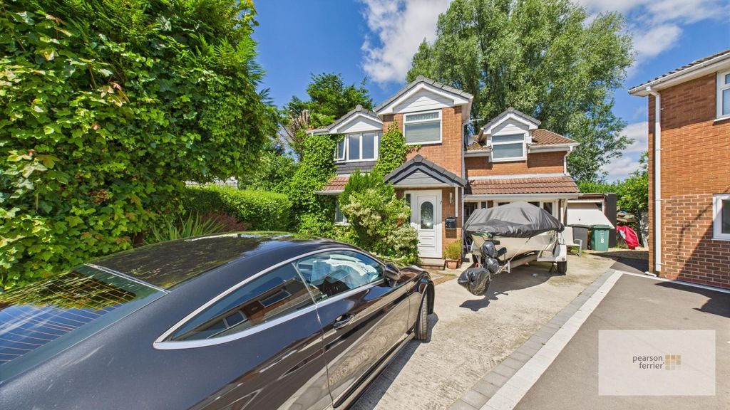 Property photo 1 of 19 Front
