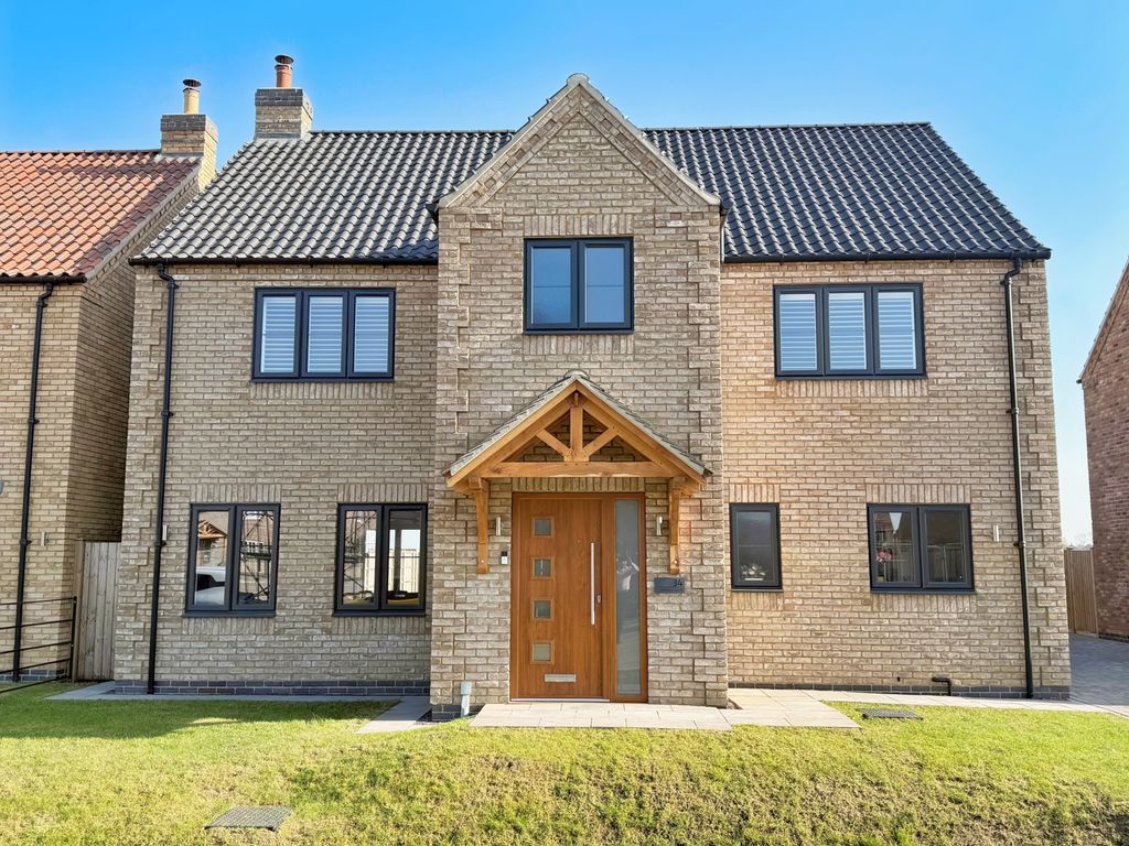 Property photo 1 of 35