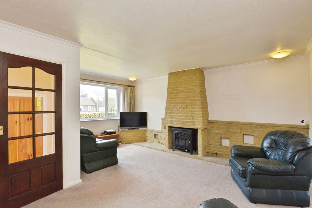 Property photo 3 of 25 Pbox-Img.Jpg