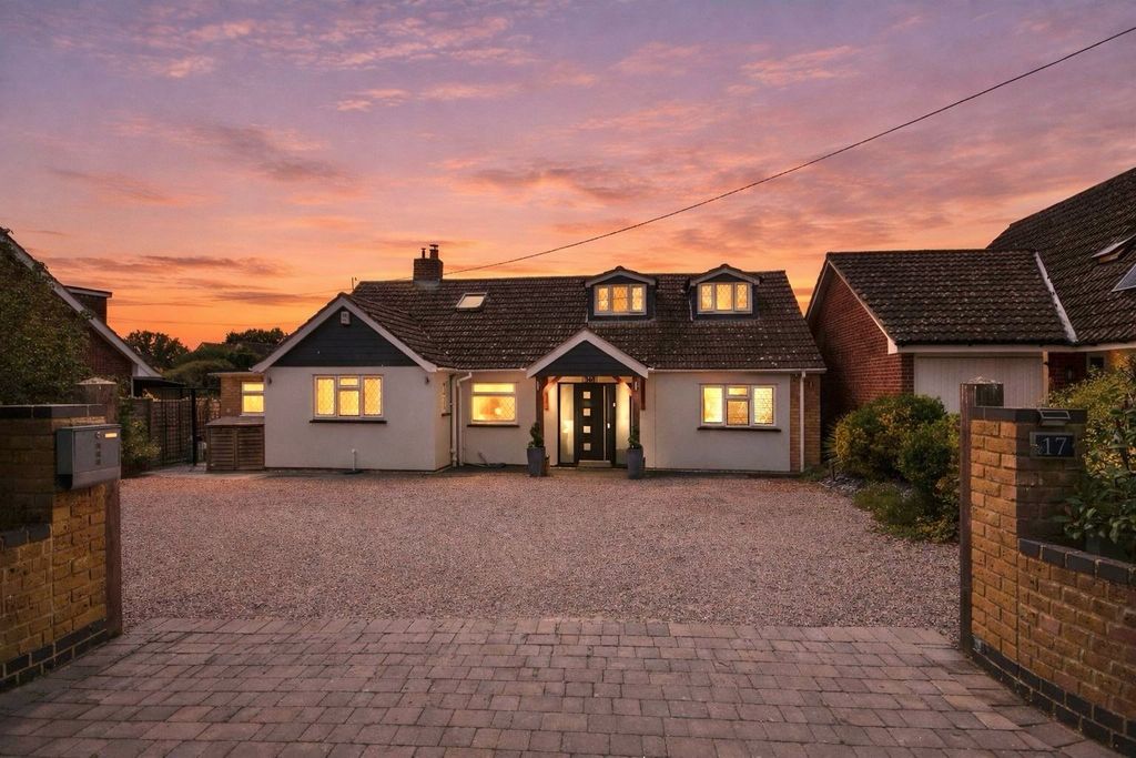 Property photo 1 of 17 Front