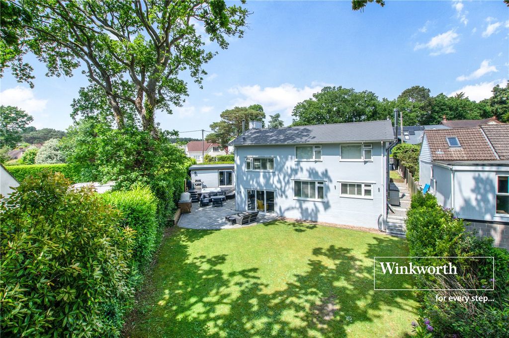Property photo 1 of 21 Picture No. 40