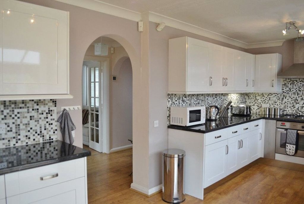 Property photo 3 of 11 Picture No. 01