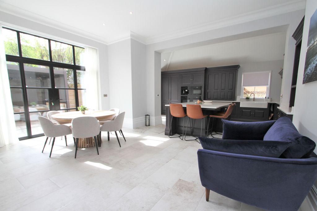 Additional image 6 of 5 bed semi-detached house for saleGaudick Road, Eastbourne BN20