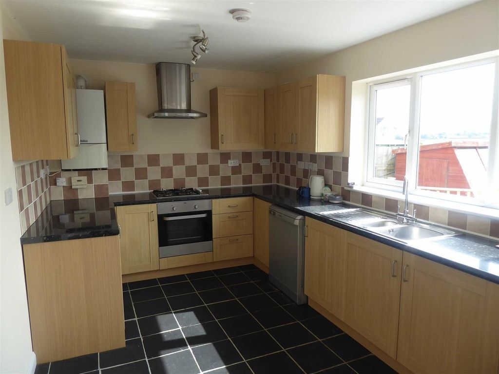 Property photo 3 of 12 ch00Fa40S-Ihfhnbd3Sp2Kxh6Bi.Jpg