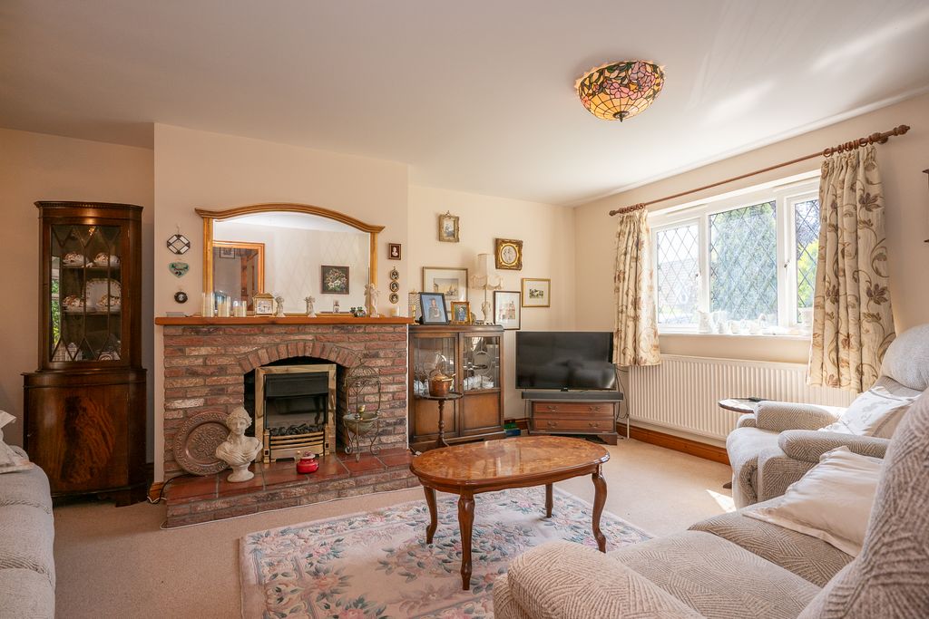 Property photo 2 of 16 67Cthestreet,Hindolveston-21
