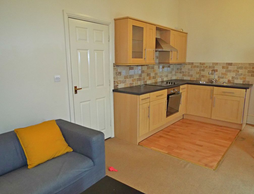 Property photo 2 of 7