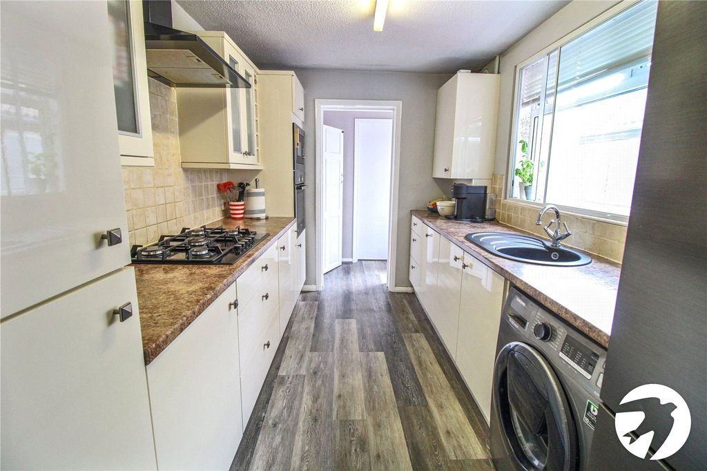 Property photo 2 of 11 Picture No. 09