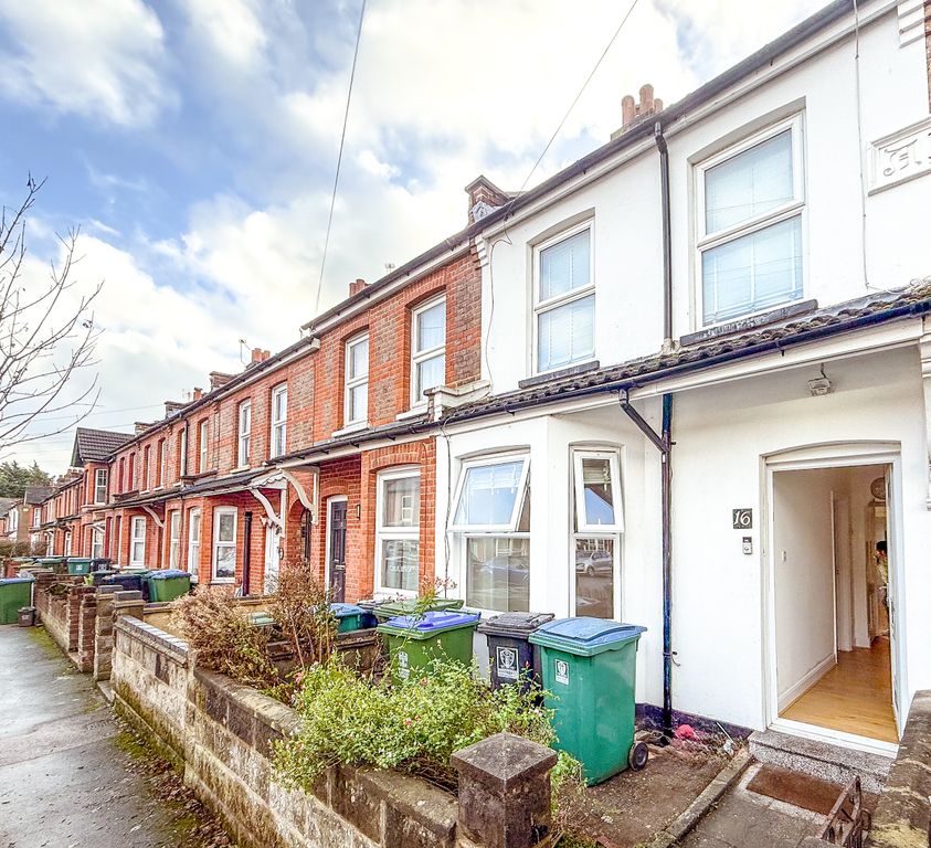 Property photo 1 of 17