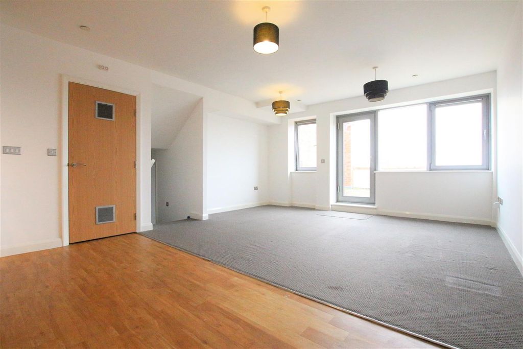 Property photo 2 of 9 Img_9641.Jpg