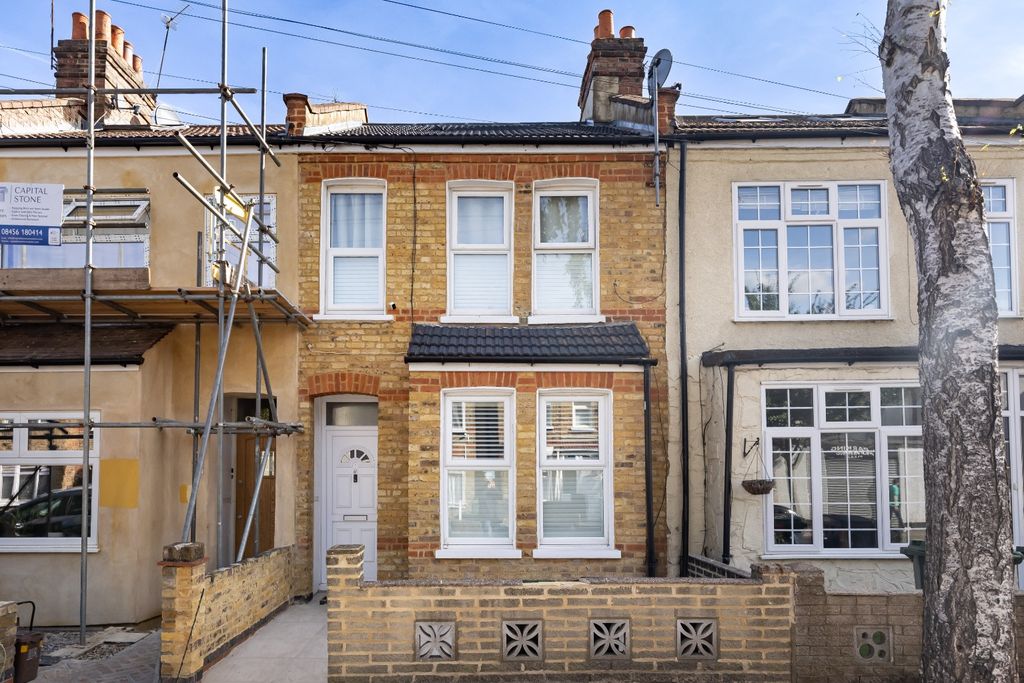 Property photo 1 of 18 5339892