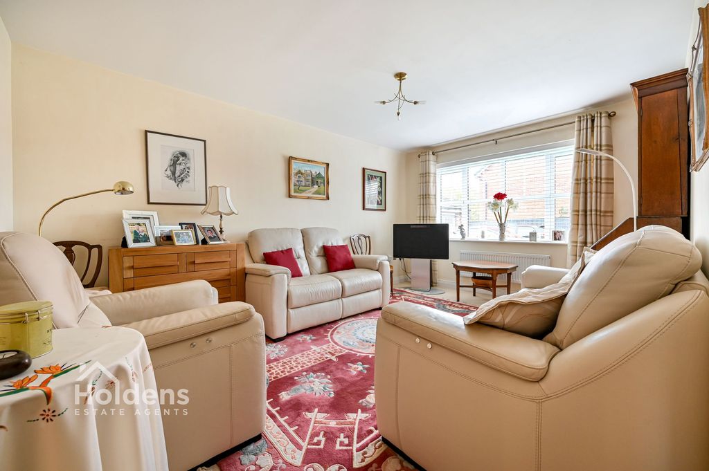 Property photo 3 of 20