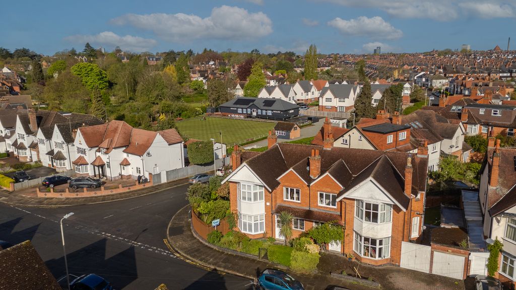 Additional image 5 of 4 bed semi-detached house for saleHolmfield Road, Leicester LE2