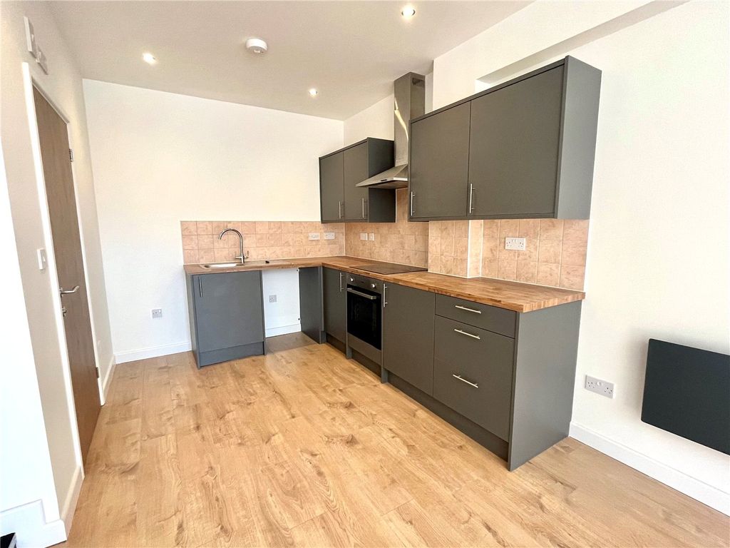 Additional image 5 of Studio to rentCastilian Street, Northampton, Northamptonshire NN1