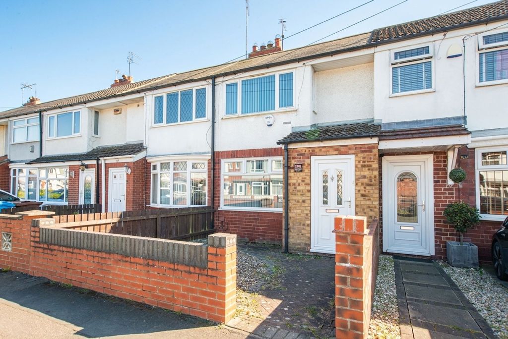 Property photo 1 of 17 Front