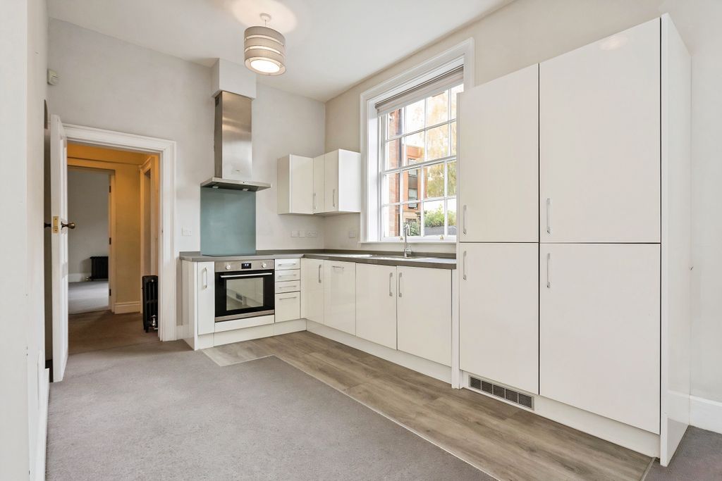 Property photo 3 of 15 d5F49F34-36 20st 20Mary 27S 20Gate 20- 20010