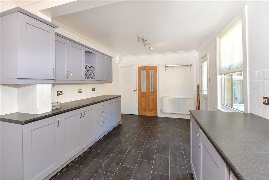 Property photo 2 of 13 Kitchen