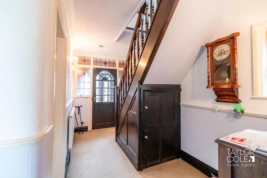 Property photo 3 of 30