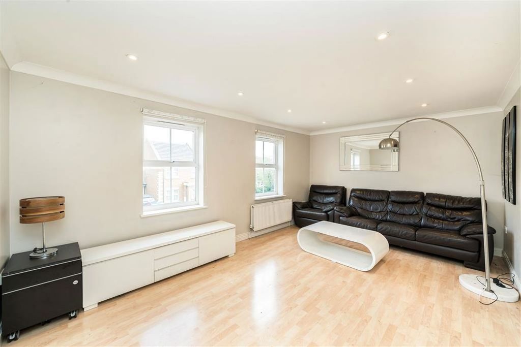 Property photo 3 of 8