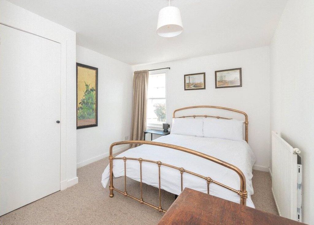 Property photo 2 of 8 Picture No. 01