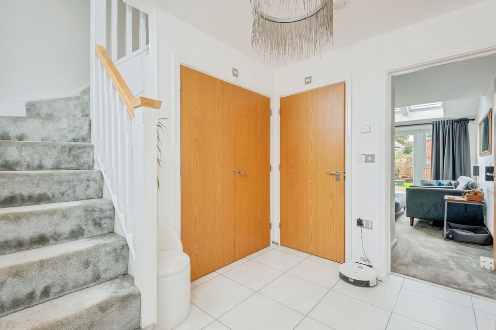 Property photo 2 of 25 Pbox-Img.Jpg