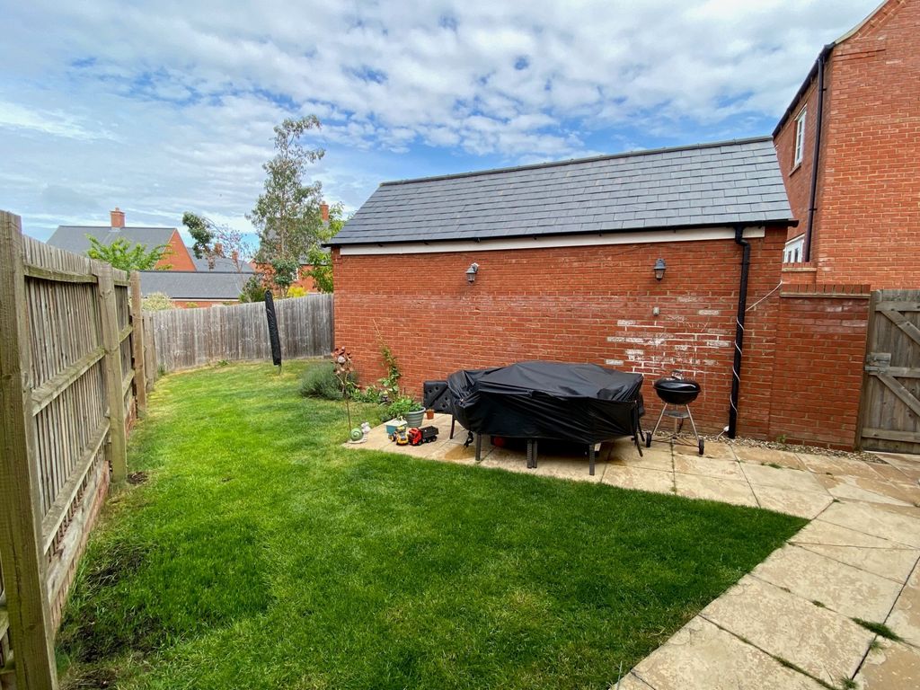 Property photo 2 of 17 Photo 15