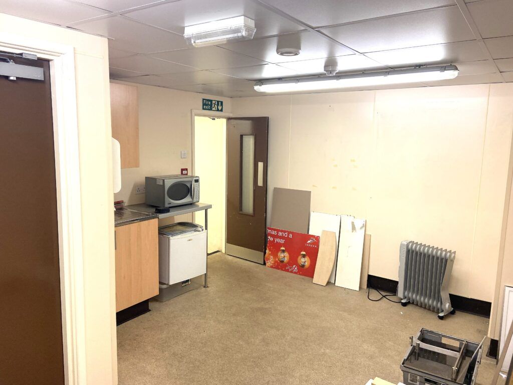 Property photo 3 of 3