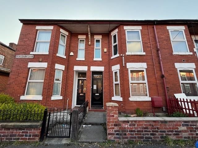 Property photo 1 of 14 External