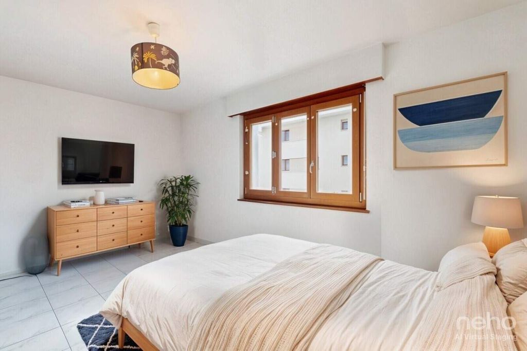 Property photo 3 of 8