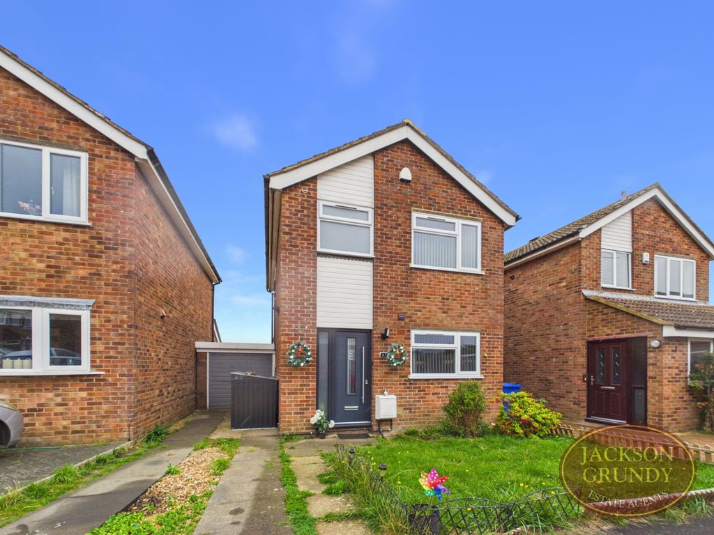 Property photo 1 of 10 Smither Way