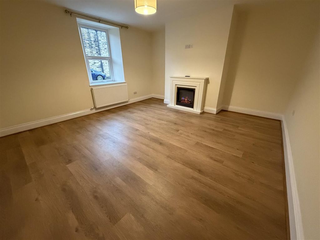 Property photo 2 of 16 Img_9441.Jpeg