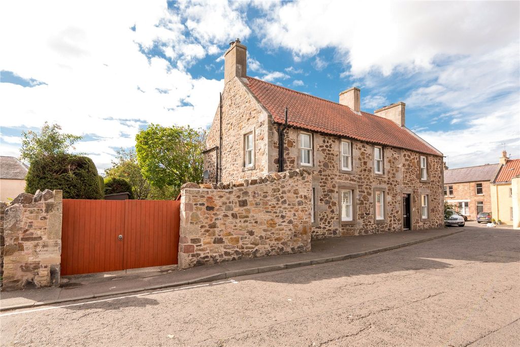 Property photo 3 of 30 Bridge Street 4