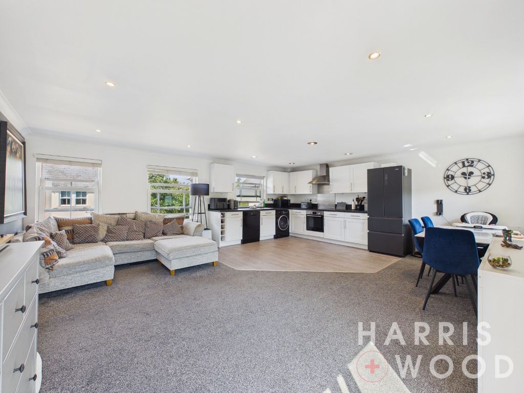 Property photo 2 of 15 5603601