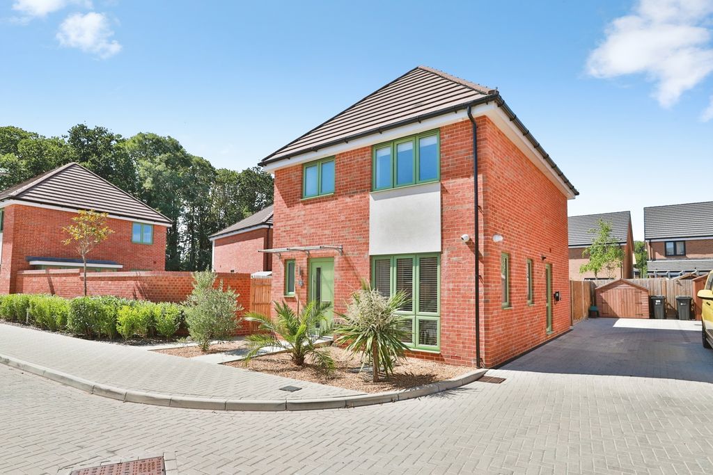 Property photo 1 of 24 Pbox-Img.Jpg